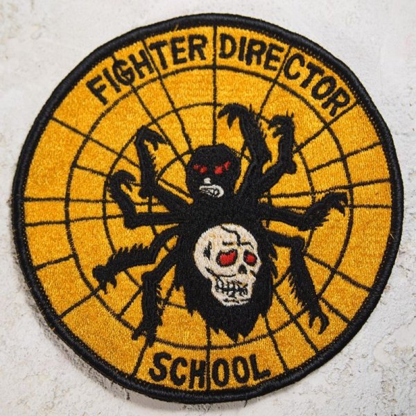 画像1: スコードロンパッチ　レーヨン刺繍　FIGHTER DIRECTOR SCHOOL（エイジング仕上げ） (1)