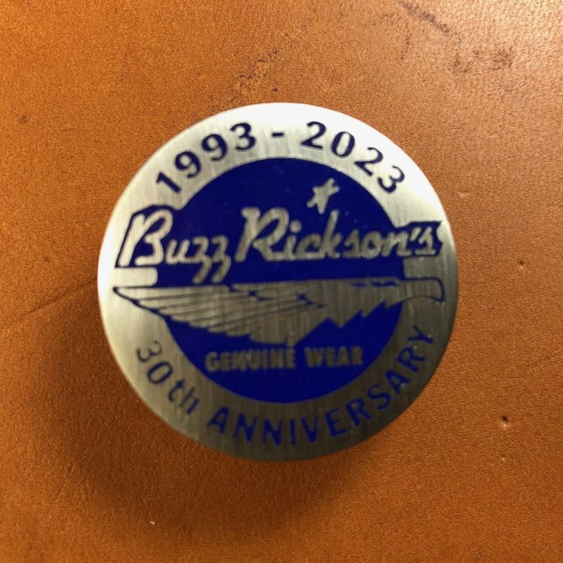 バズリクソンズ 30周年記念 ピンバッチ - JET RUG